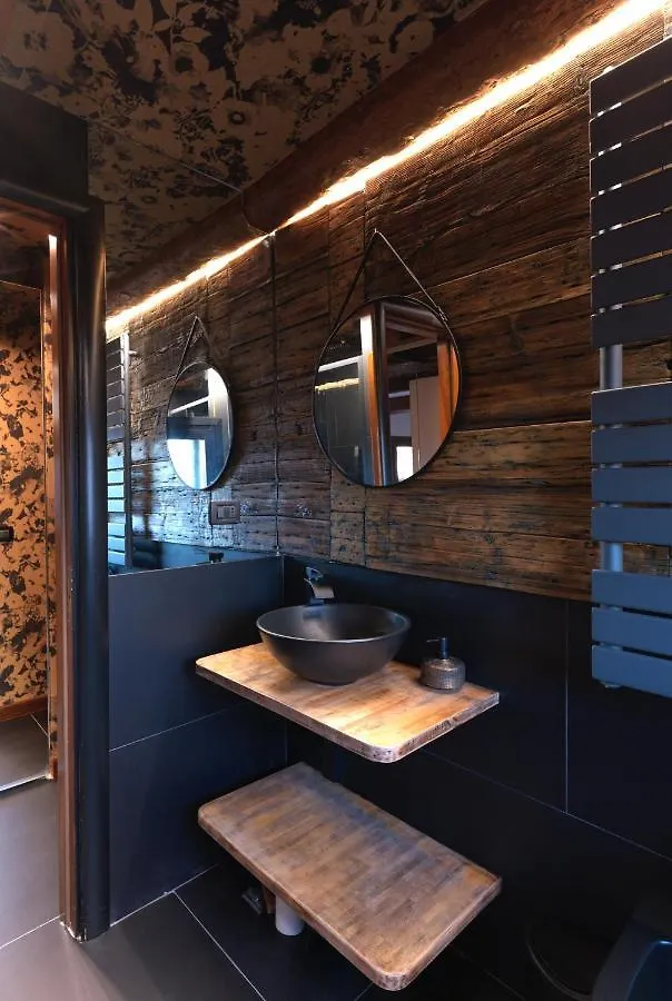 Lalux Venezia Apartment 0*, Venice Italy